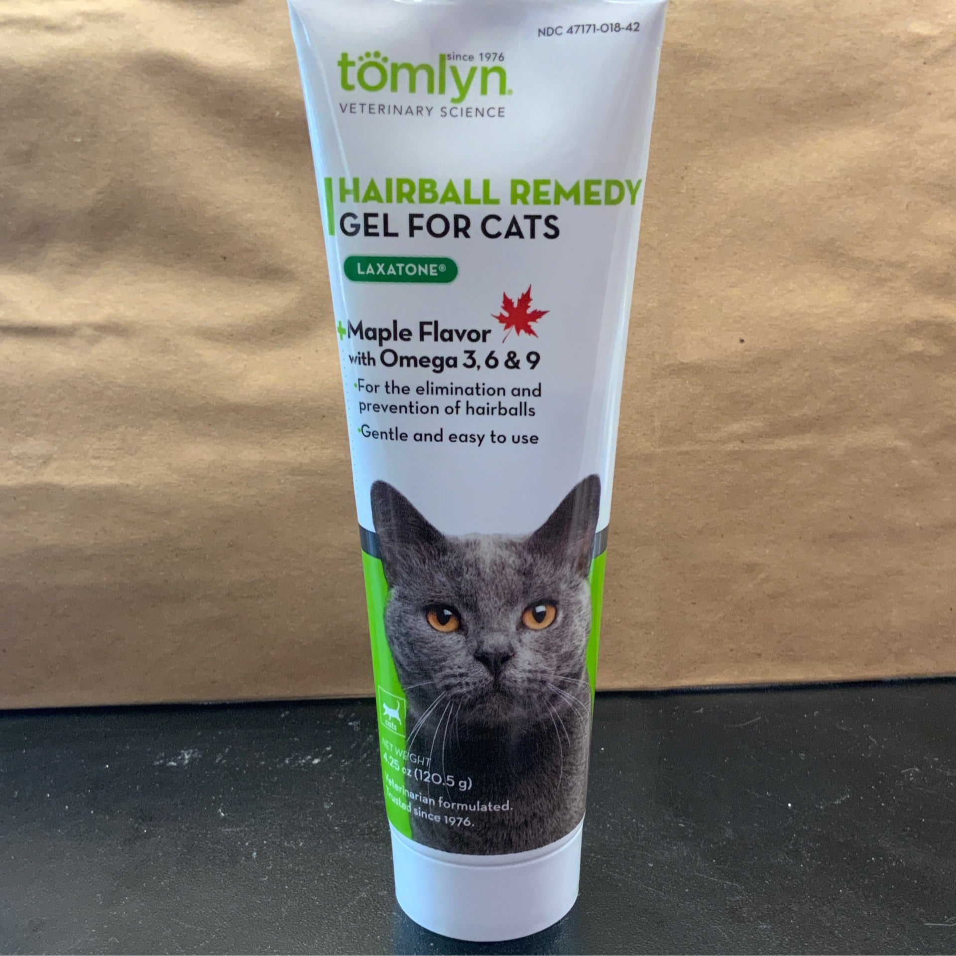 TOMLYN HAIRBALL REMEDY GEL FOR CATS LAXATONE MALT FLAVOR Noommy inc Pet Shop Grooming